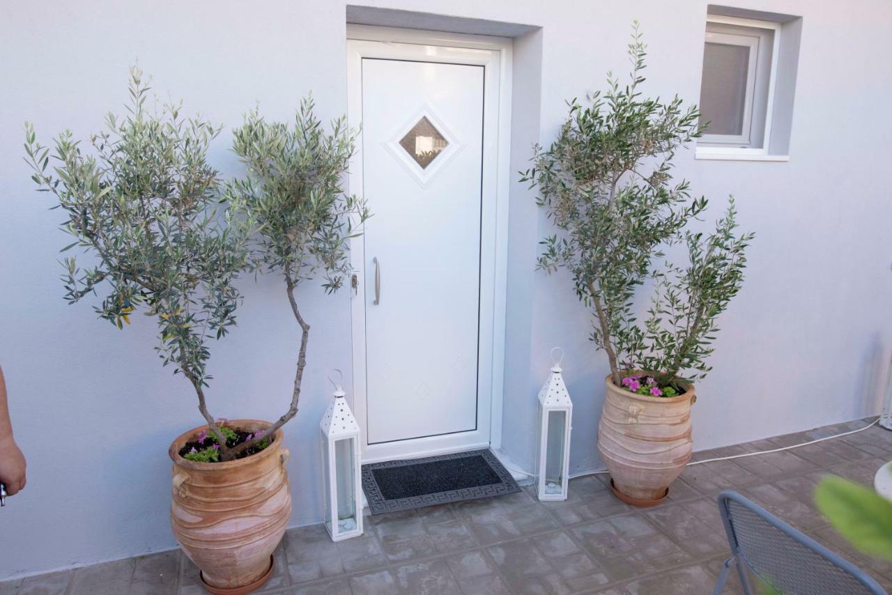 Lf Suites - Irene Thebes Exterior photo